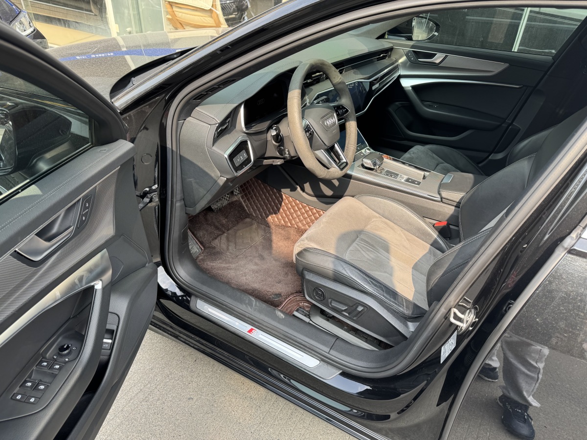 Audi A6L New Energy 2021 #4 Audi A6L New Energy 2021 car image #4