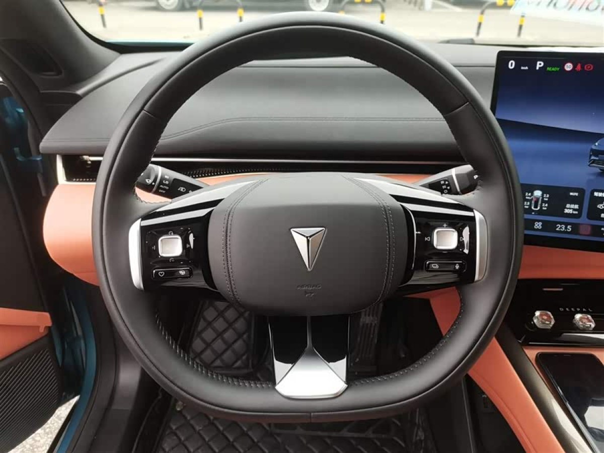 Deepal L07 2025 #4 Deepal L07 2025 car image #4