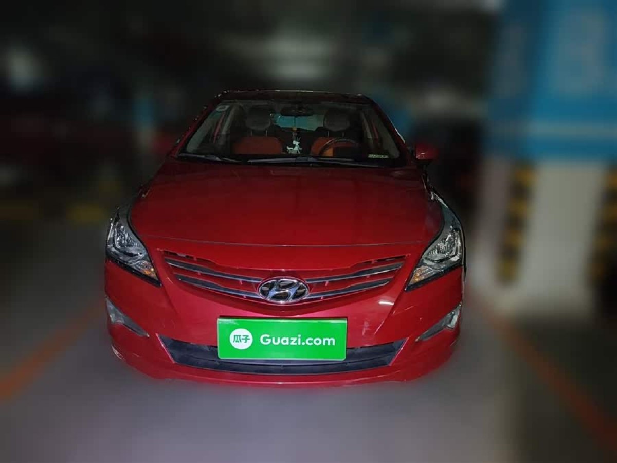 Hyundai Reina Hatchback 2016 car image #4