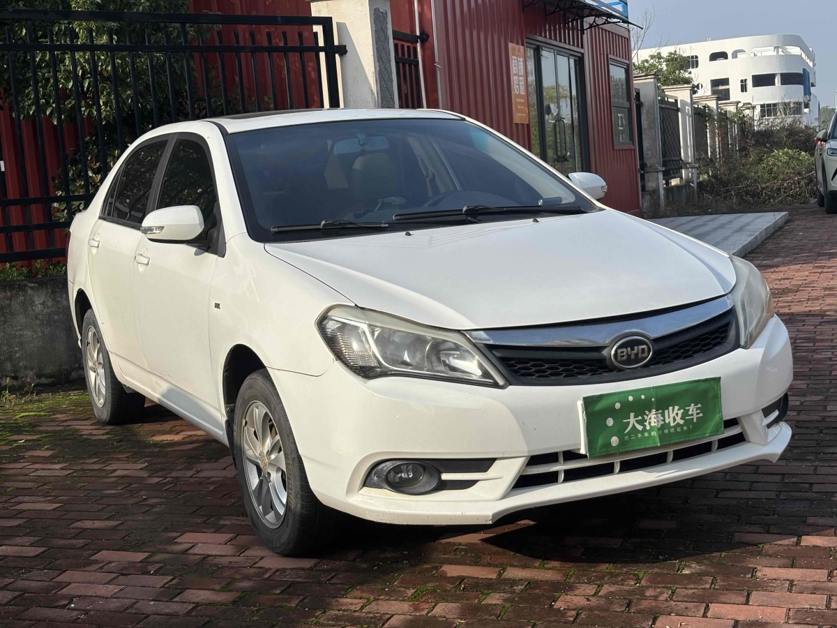 BYD F3 2014 car image #4