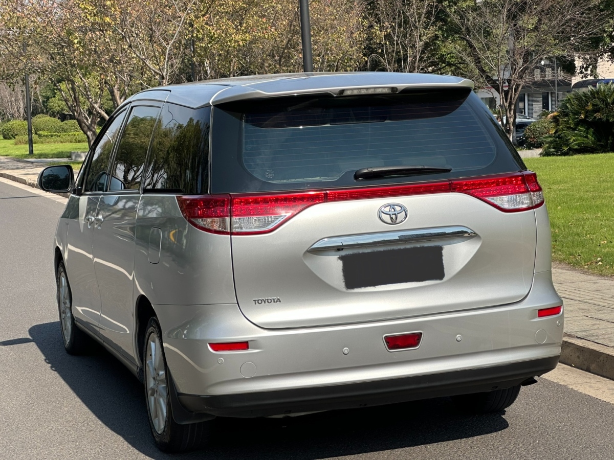 Toyota Previa 2014 car image #4