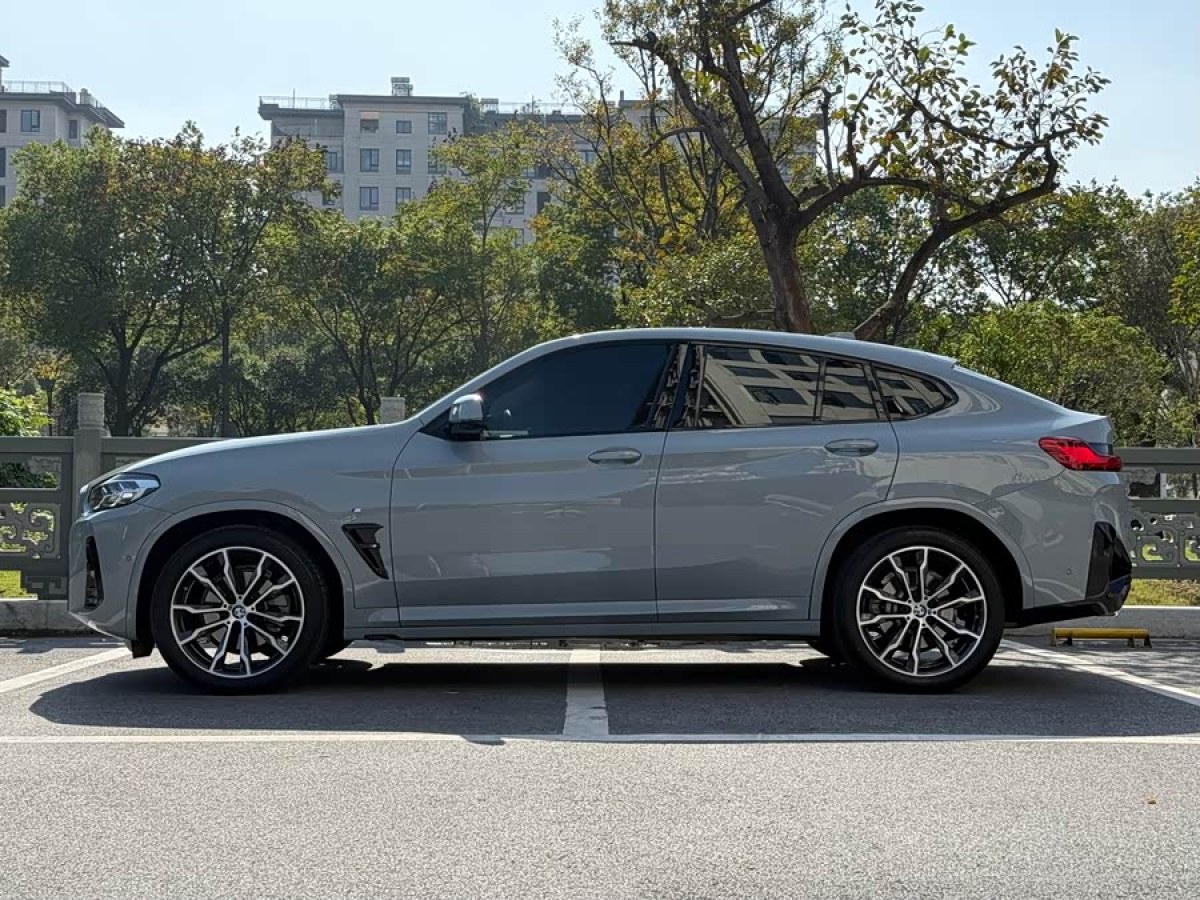 BMW X4 M 2023 car image #4
