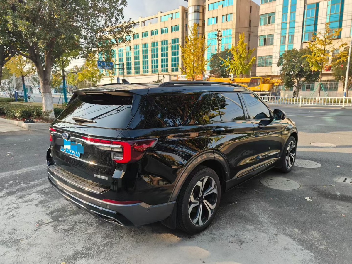 Ford Explorer 2023 immagine di auto #4