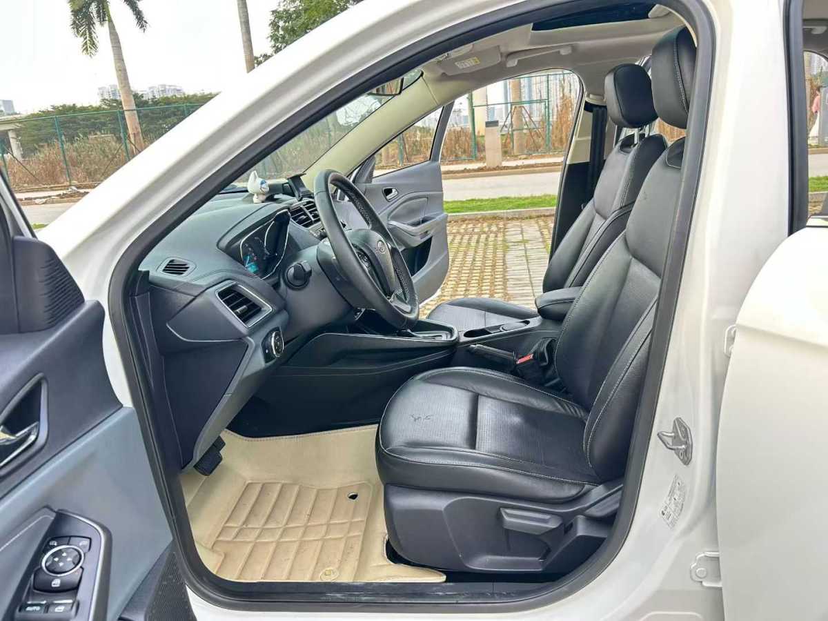 Ford Escort 2015 car image #4