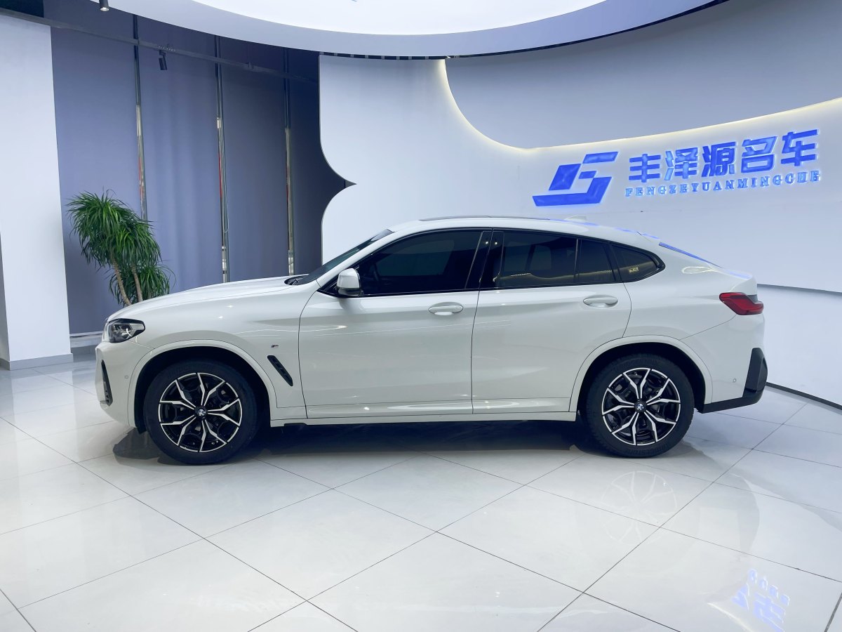 BMW X4 M 2022 car image #4