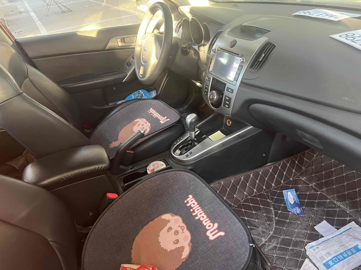 Kia Forte 2011 imagen de coche #4