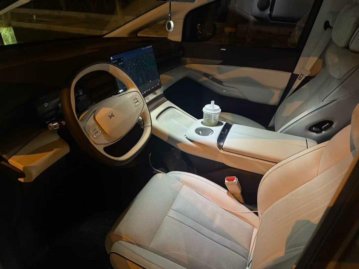 Xpeng X9 2023 #4 Xpeng X9 2023 immagine di auto #4