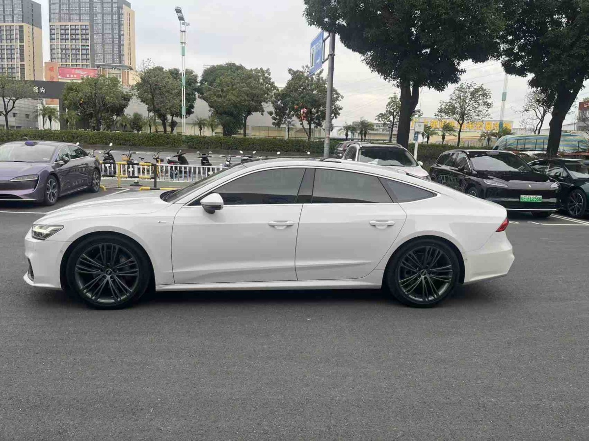 Audi A7 2022 #4 Audi A7 2022 car image #4