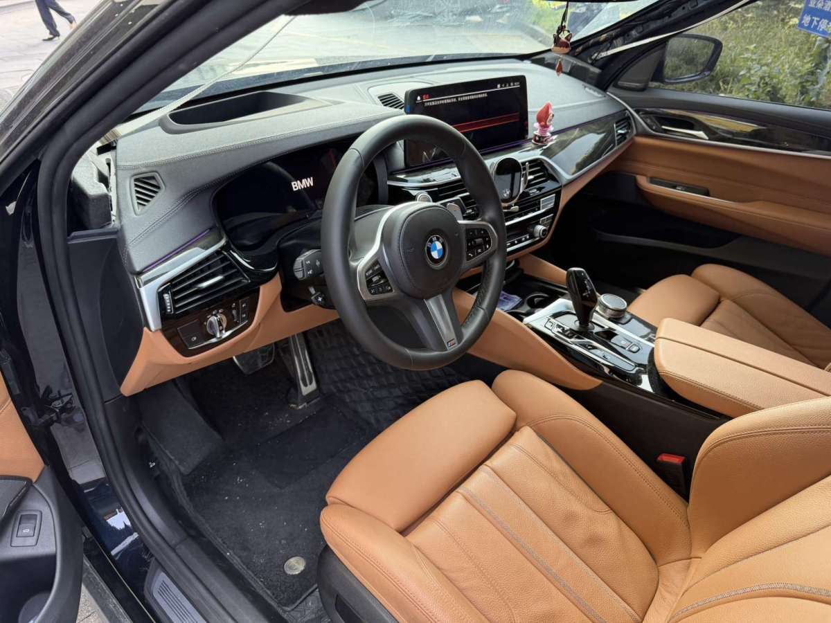 BMW 6 Series GT 2024 #4 BMW 6 Series GT 2024 car image #4