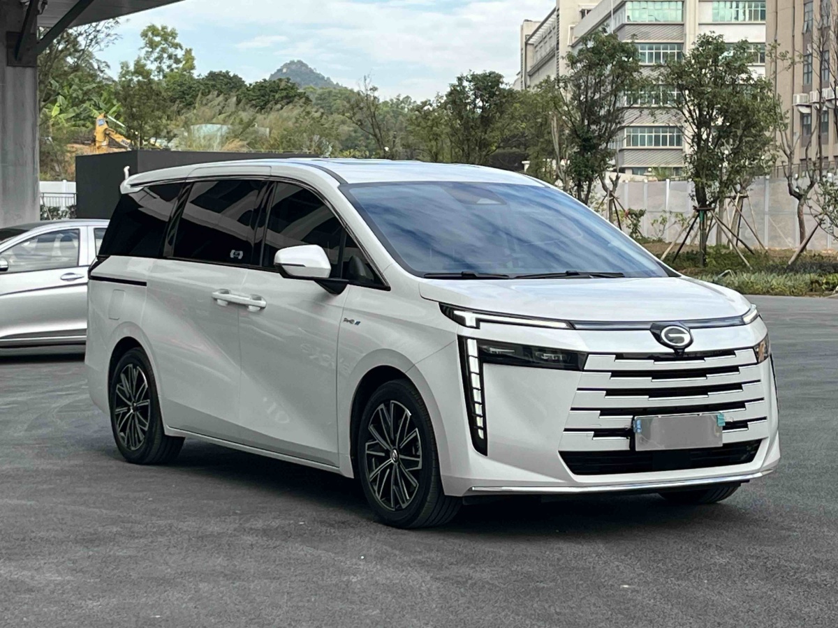 GAC Trumpchi E8 New Energy 2024 car image #4