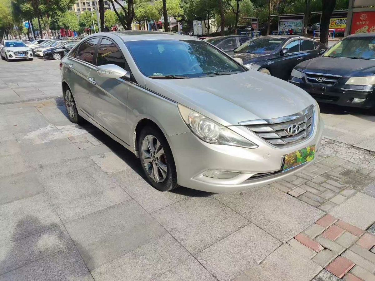 现代 索纳塔 2011 汽车图片 #4
