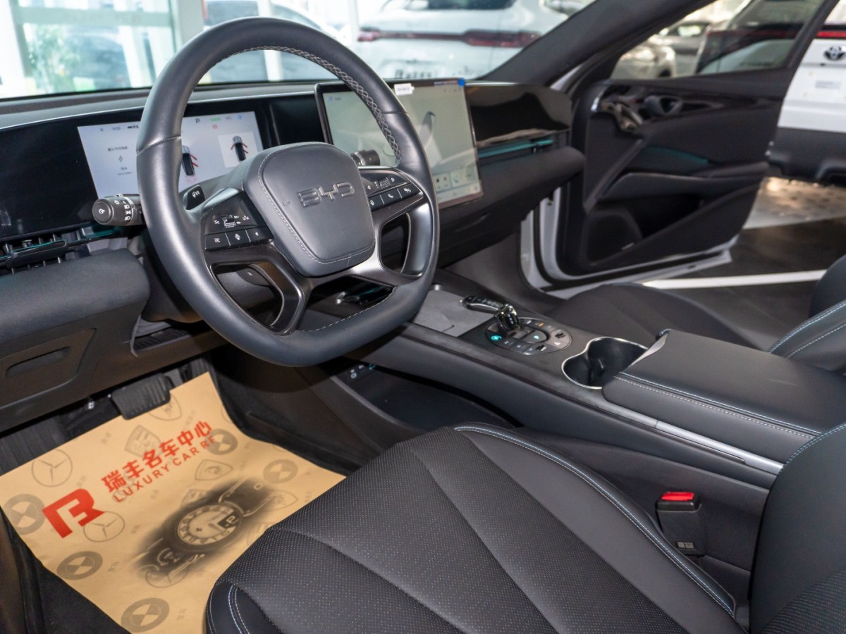 BYD Seal 2025 #4 BYD Seal 2025 car image #4