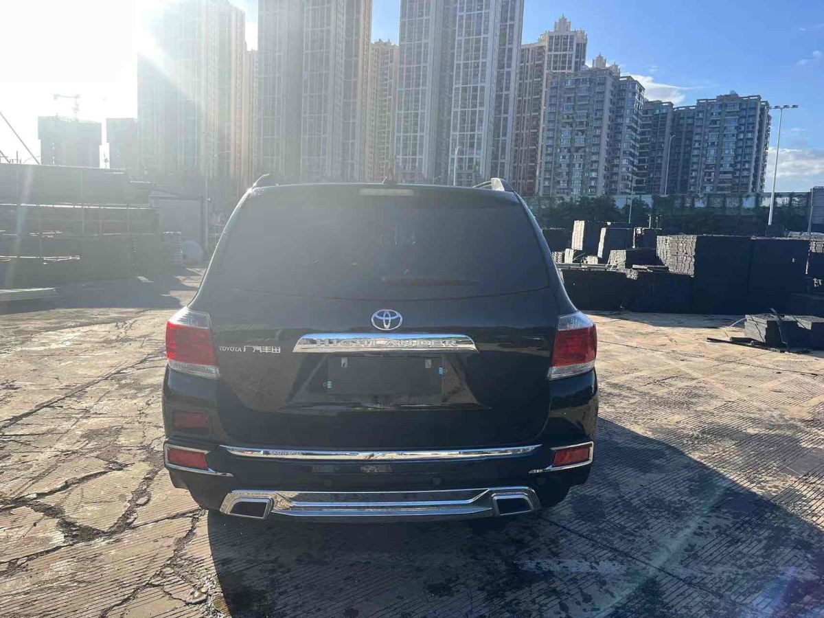 Toyota Highlander (Imported) 2012 car image #4