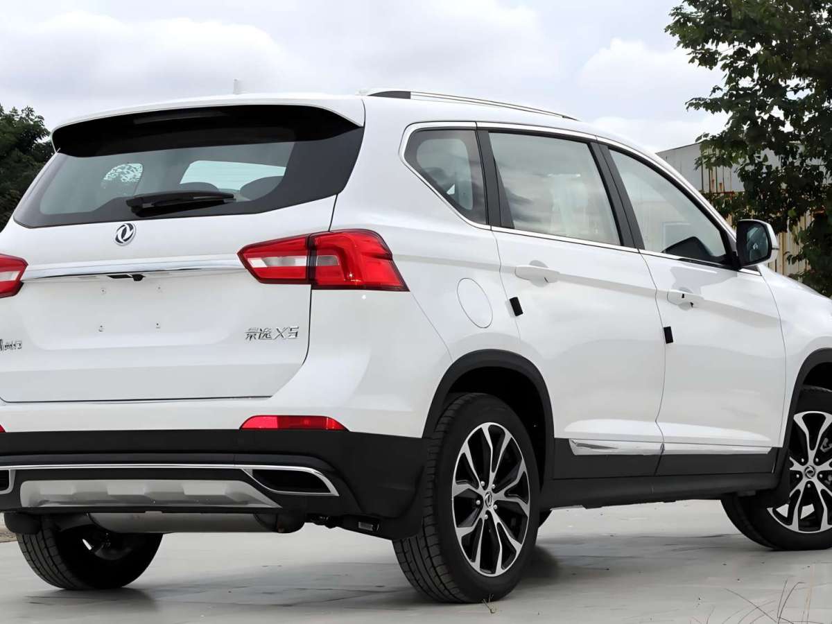 Forthing JOYEAR X5 2019 صورة سيارة #4