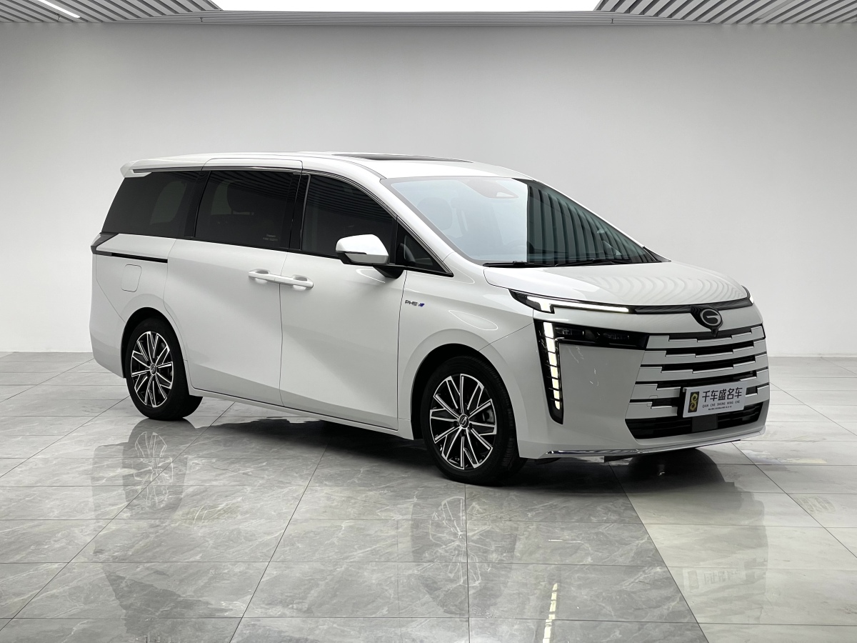 GAC Trumpchi E8 New Energy 2024 car image #4