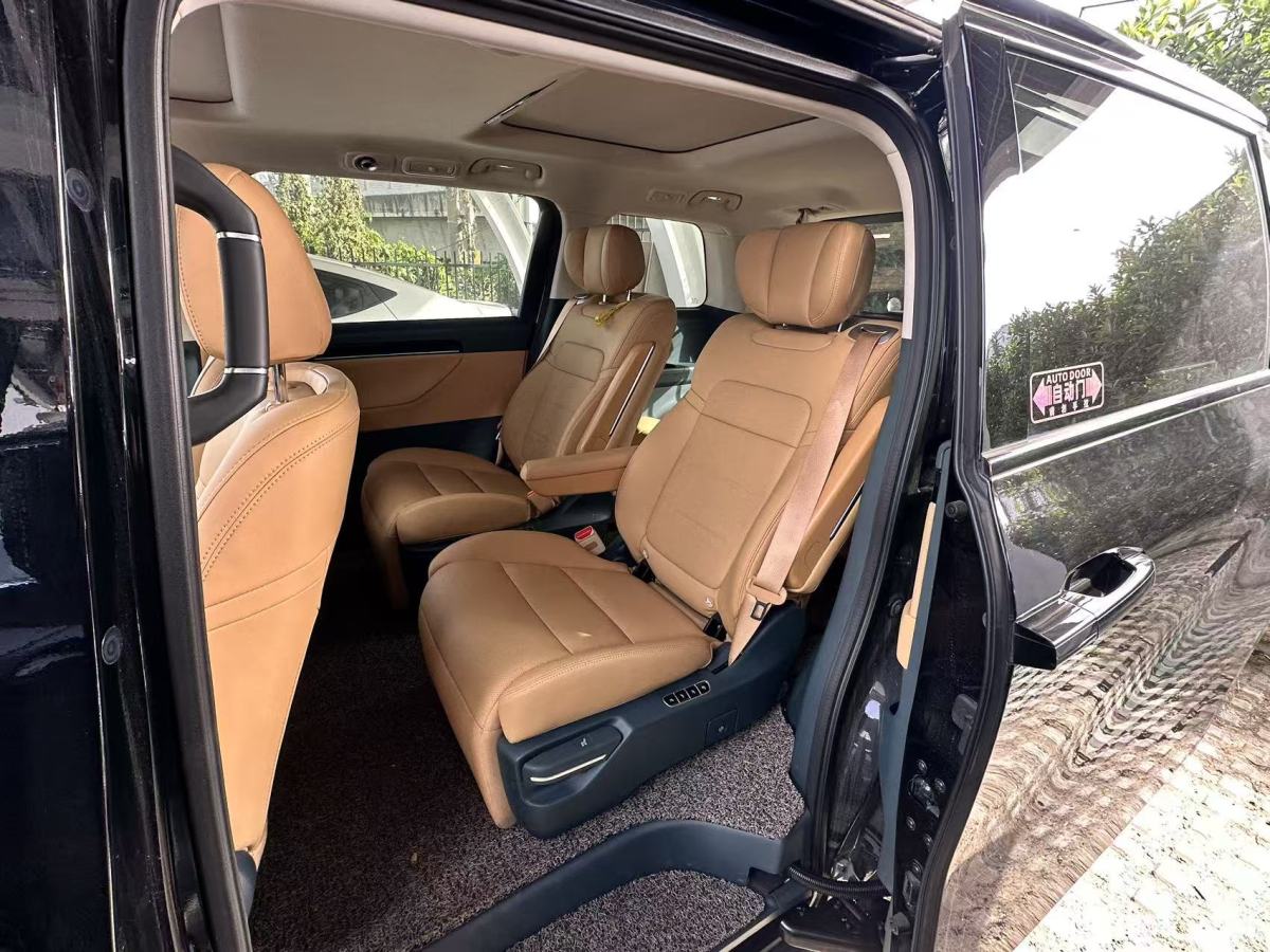 GAC Trumpchi E8 New Energy 2024 car image #4