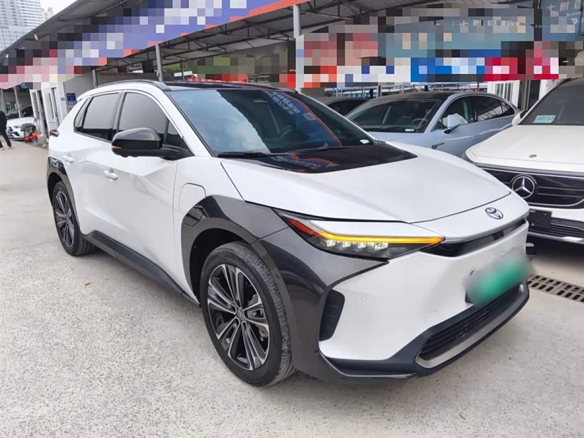 Toyota bZ4X 2022 immagine di auto #4