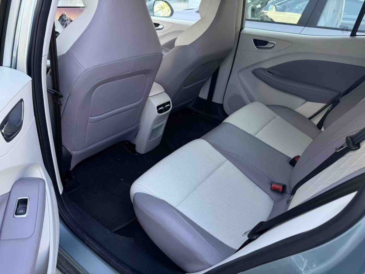 MG Cyberster 2025 imagen de coche #4