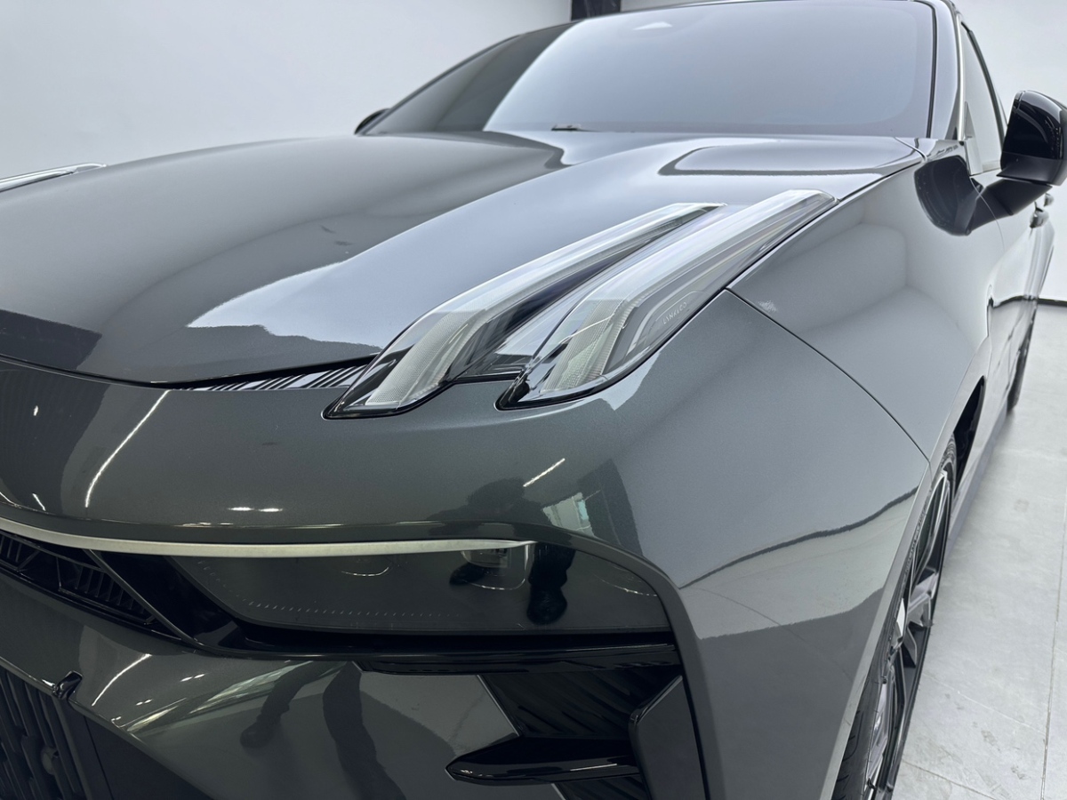 Lynk & Co 03 2024 car image #4
