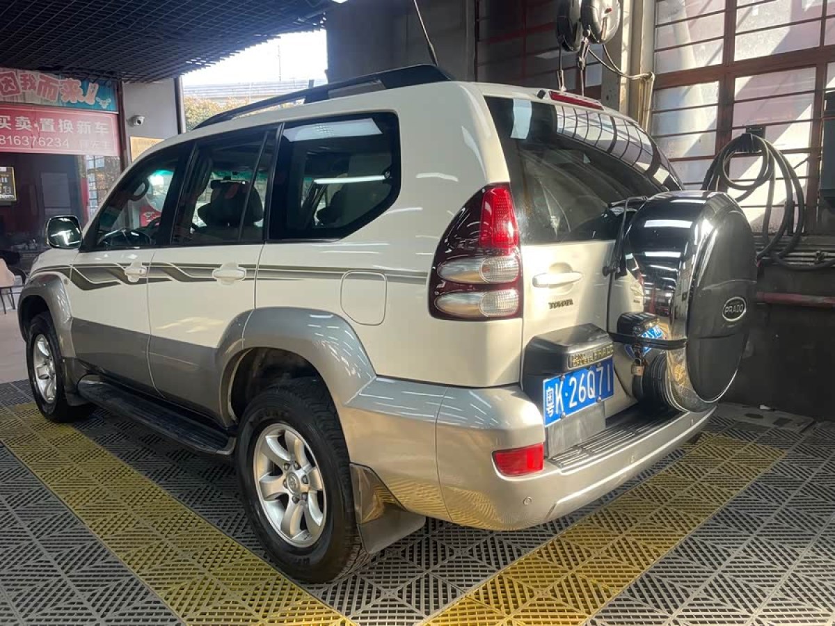 Toyota Land Cruiser Prado 2004 #4 Toyota Land Cruiser Prado 2004 car image #4