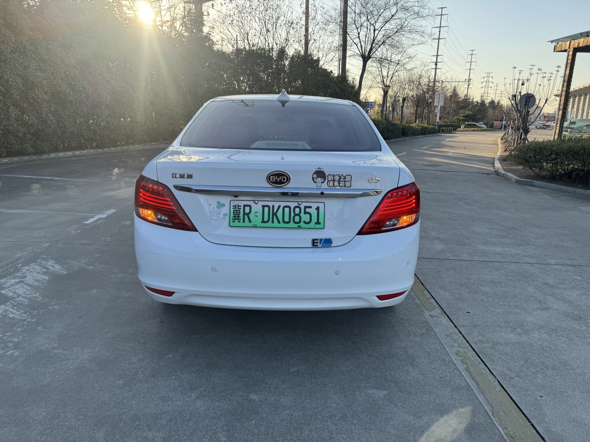 BYD e5 2018 #4 BYD e5 2018 car image #4