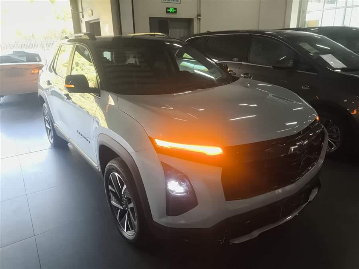 Chevrolet Equinox Plus 2025 #4 Chevrolet Equinox Plus 2025 car image #4