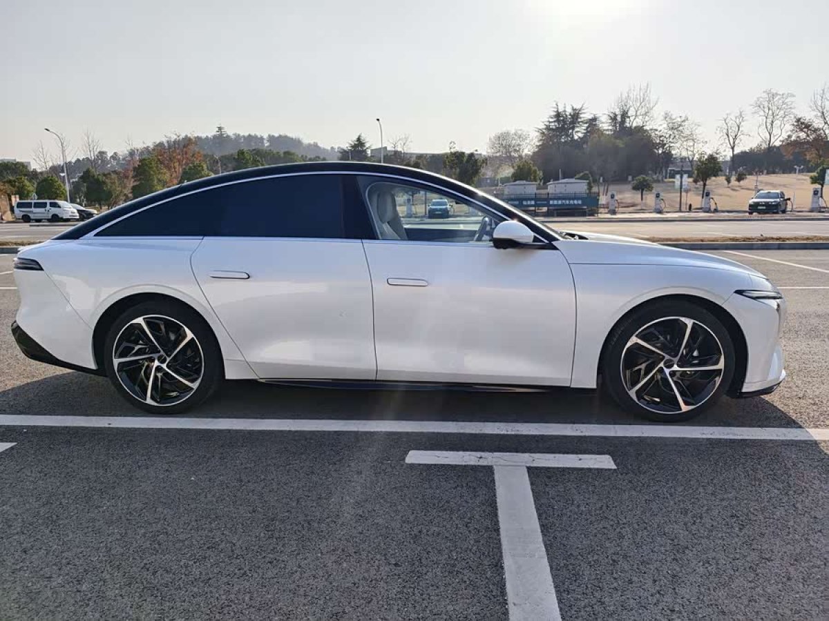 Forthing S7 2024 immagine di auto #4