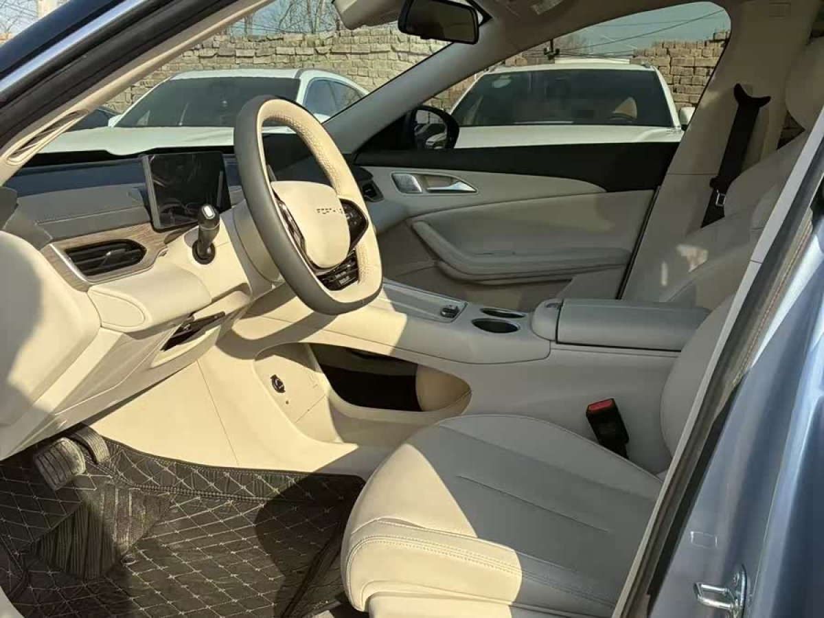 Forthing S7 2024 immagine di auto #4