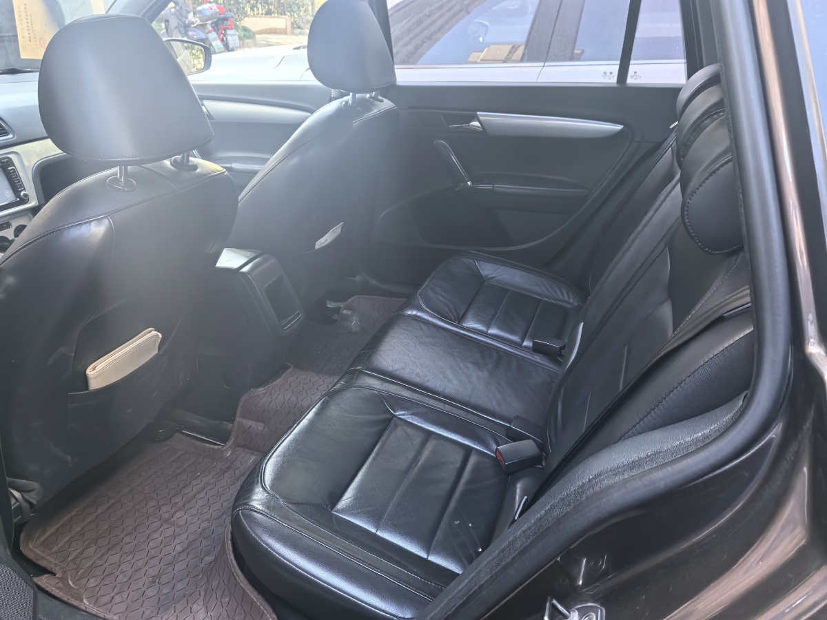 Volkswagen Gran Lavida 2013 immagine di auto #4