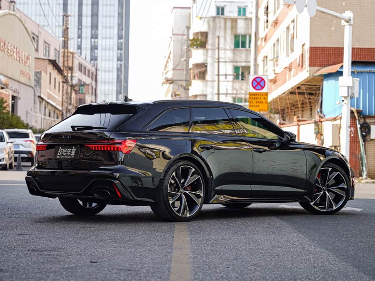 Audi RS 6 2023 car image #4