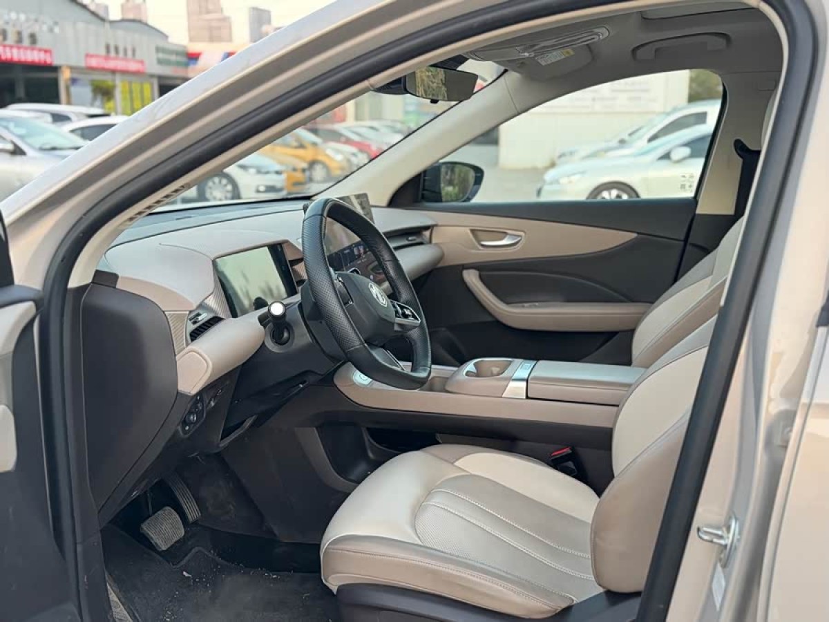 MG ES5 2024 car image #4