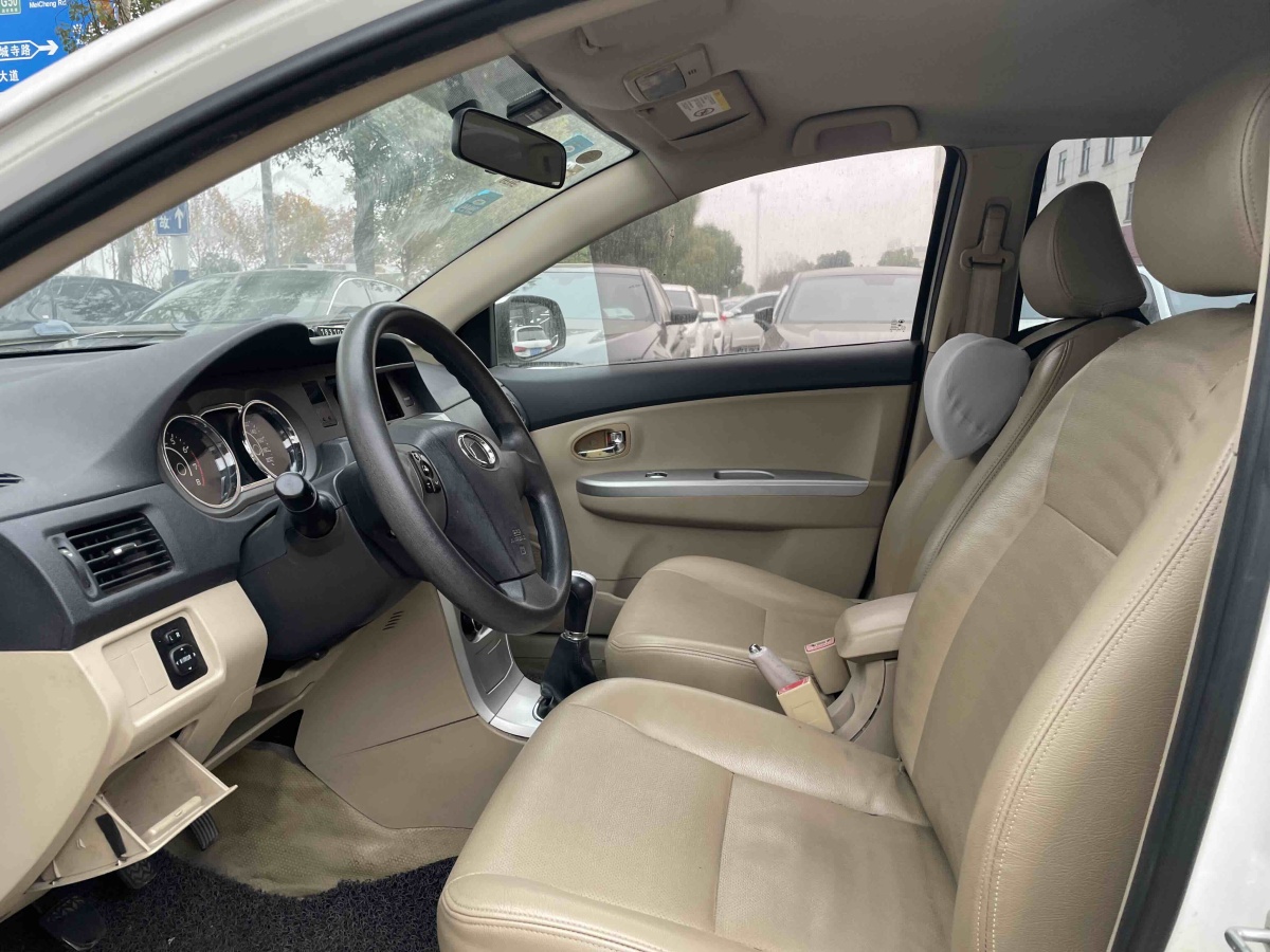 Great Wall C30 2012 car image #4