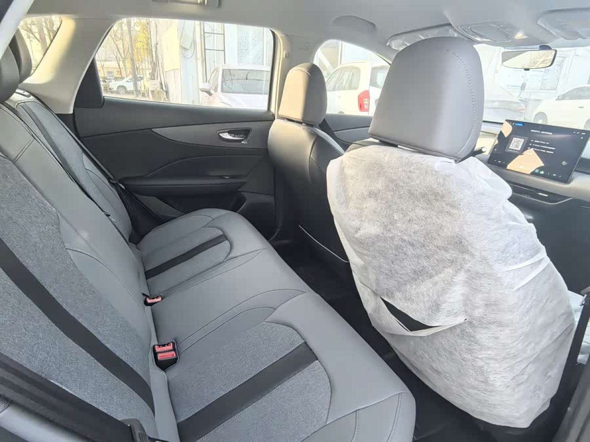 MG ES5 2025 #4 MG ES5 2025 car image #4