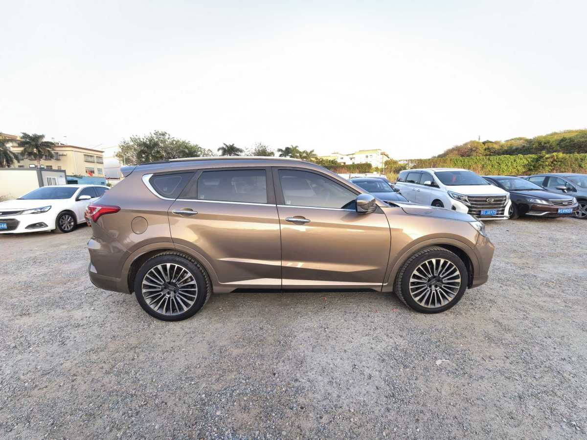 Jetour X70 2019 #4 Jetour X70 2019 car image #4