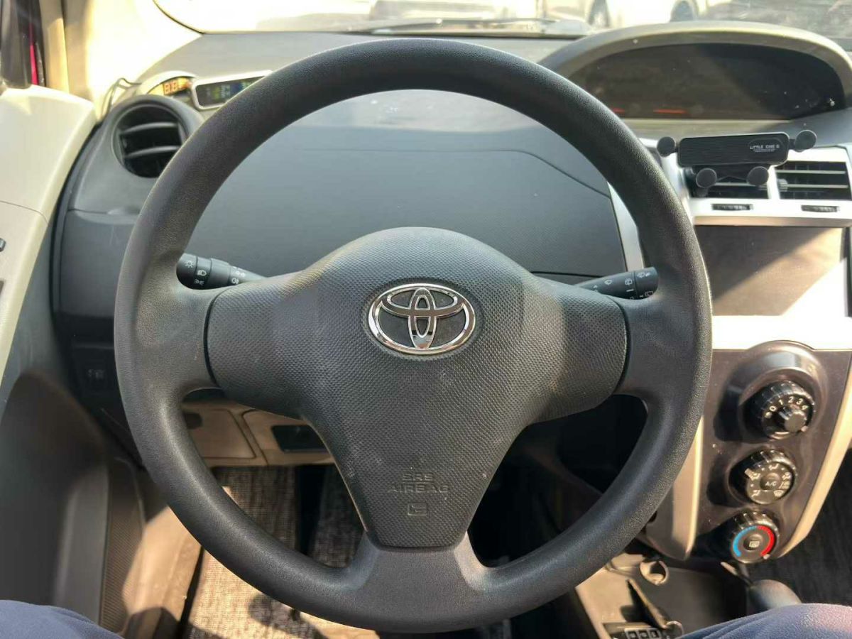 Toyota 2011 immagine di auto #4