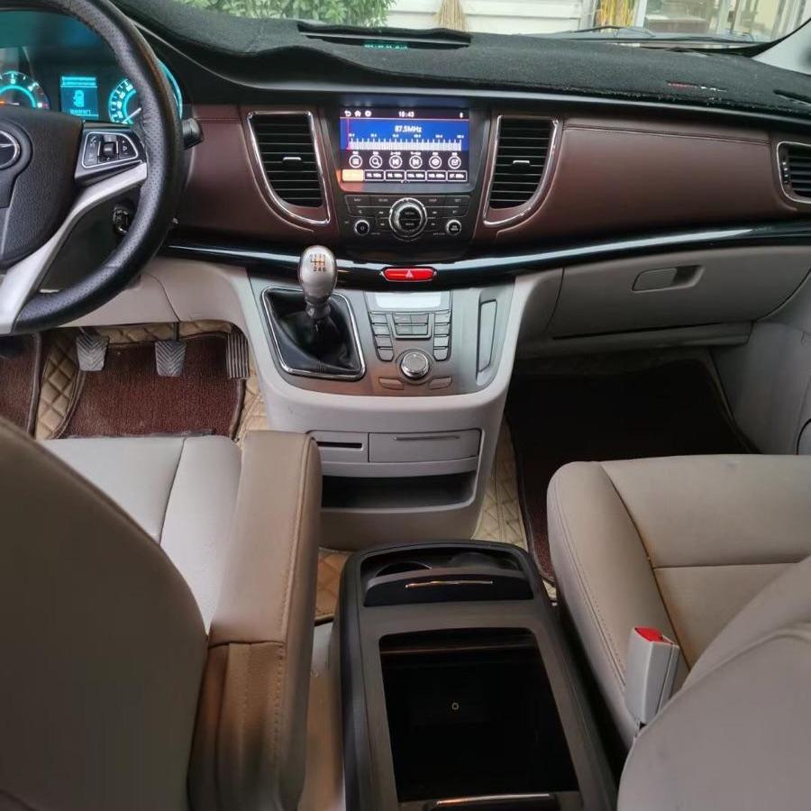 JAC 2018 #4 JAC 2018 car image #4