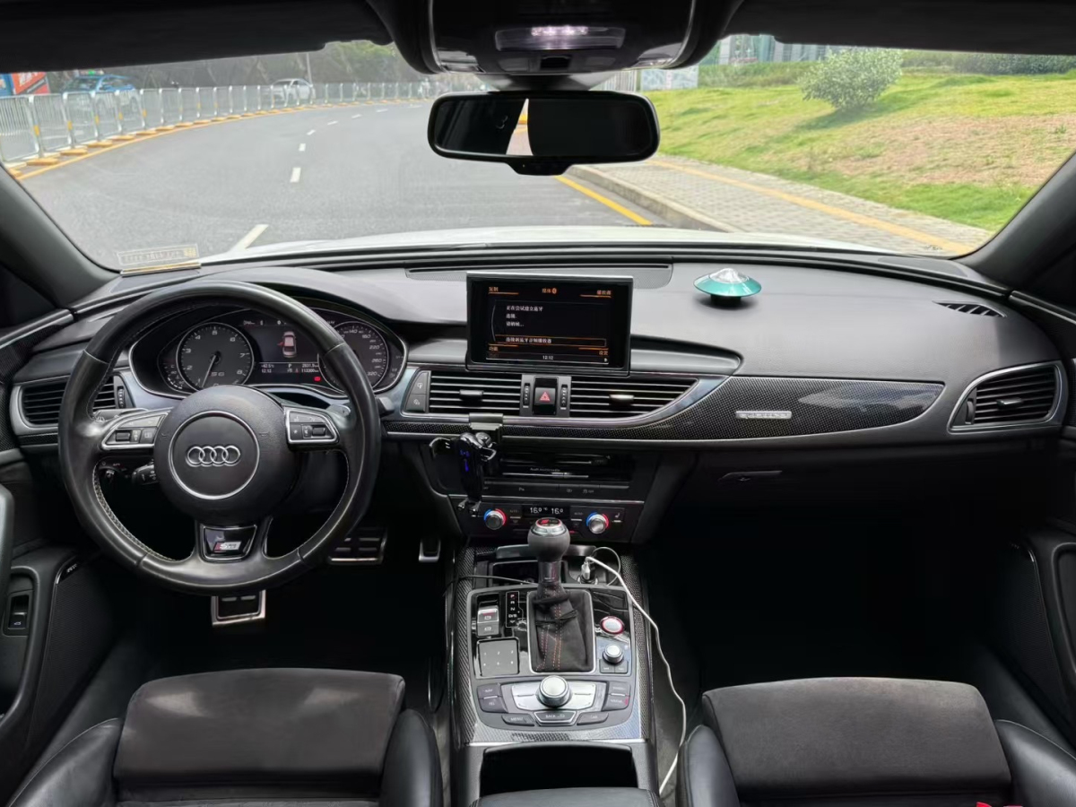 Audi S6 2014 car image #4