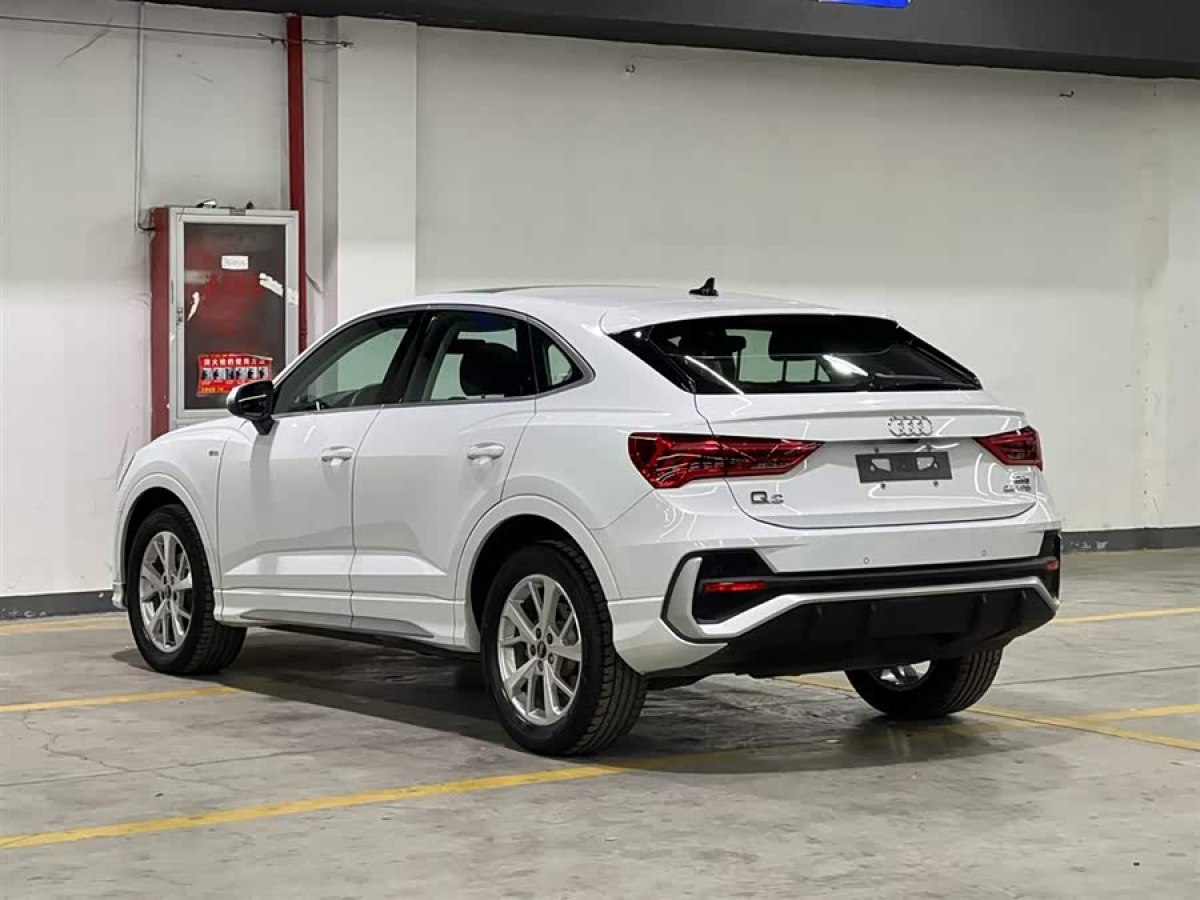 Audi 2023 car image #4