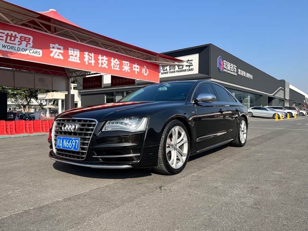 Audi S8 2013 car image #4