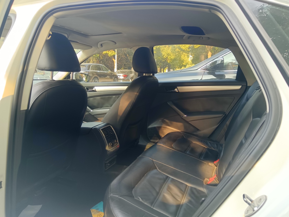 大众 帕萨特 2012 汽车图片 #4