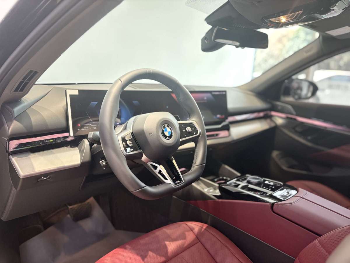 BMW 5 Series 2025 car image #4