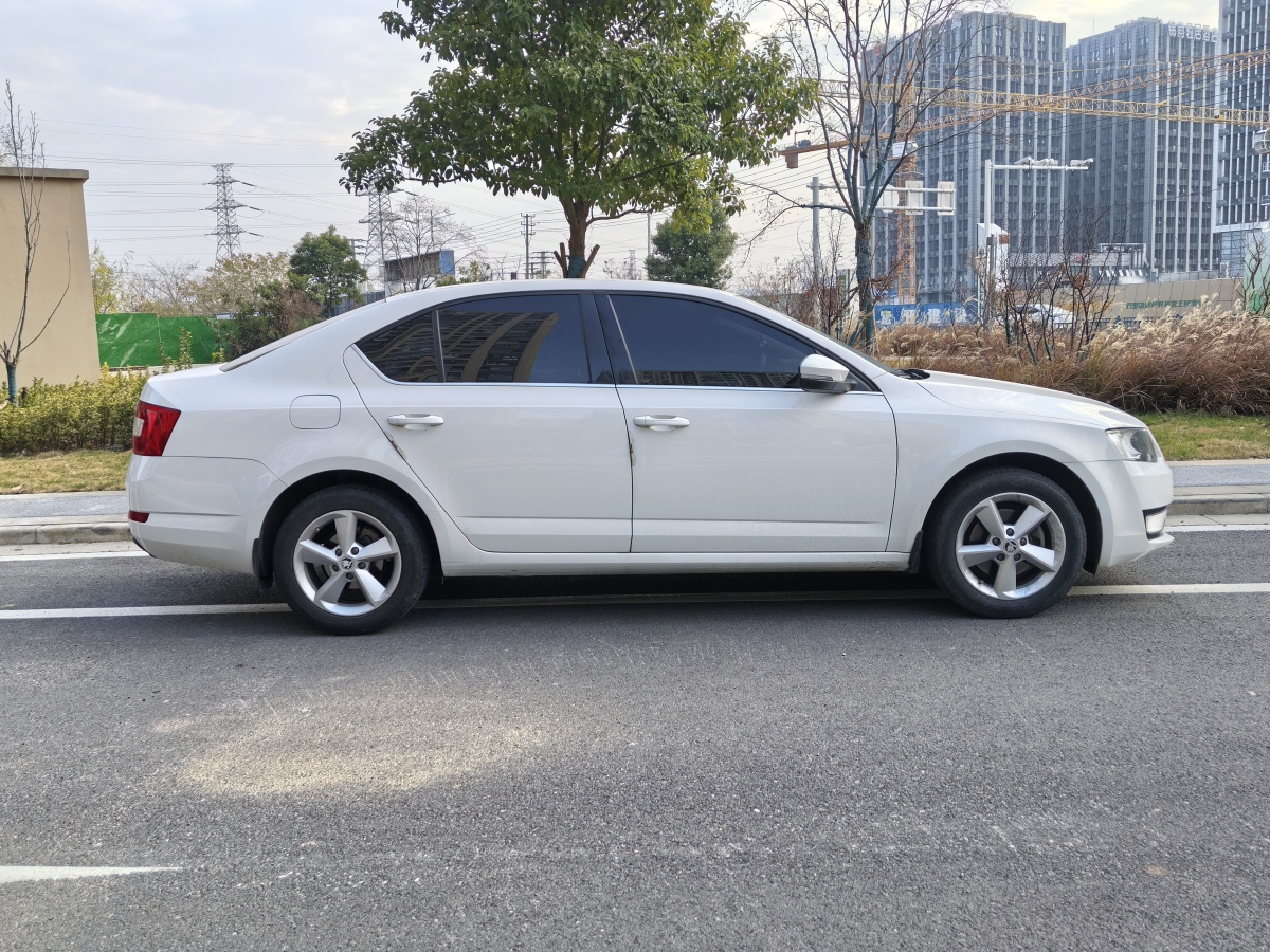 Skoda Octavia 2015 #4 Skoda Octavia 2015 car image #4