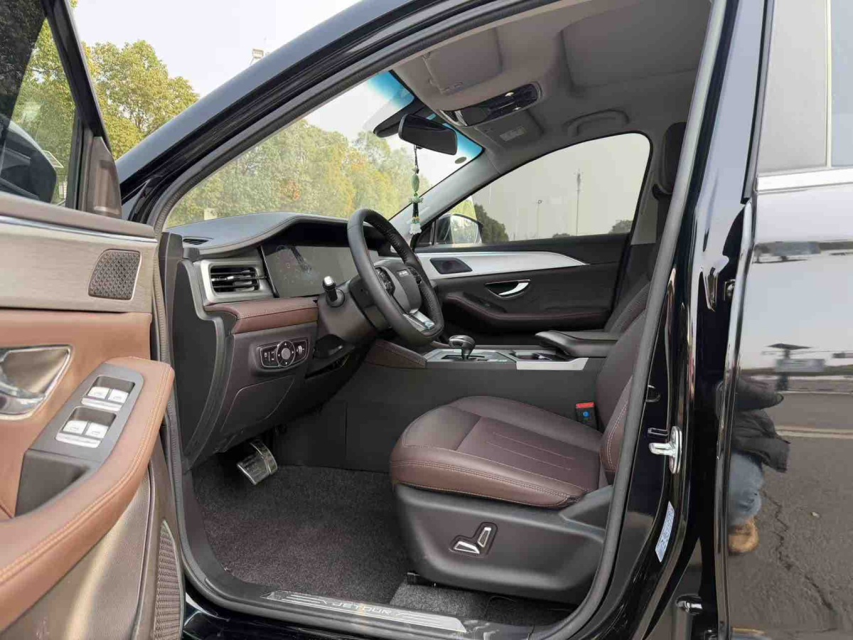 Jetour X90 PLUS 2022 immagine di auto #4