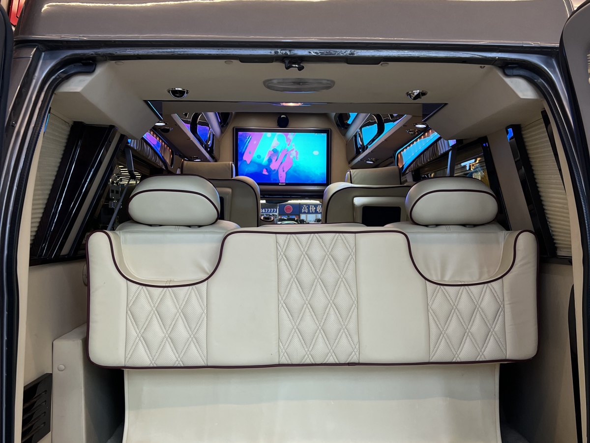 Ford E350 2009 image de voiture #4