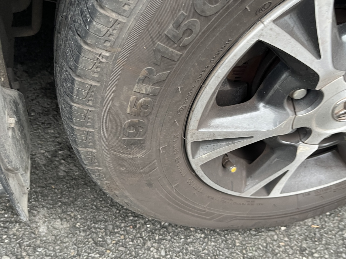 Toyota Hiace 2016 car image #4