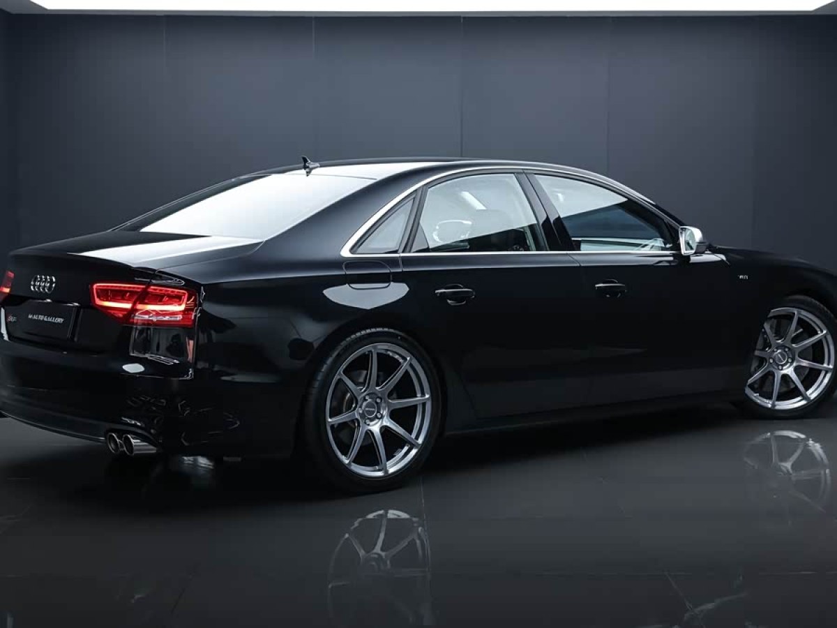 Audi S8 2012 #4 Audi S8 2012 car image #4