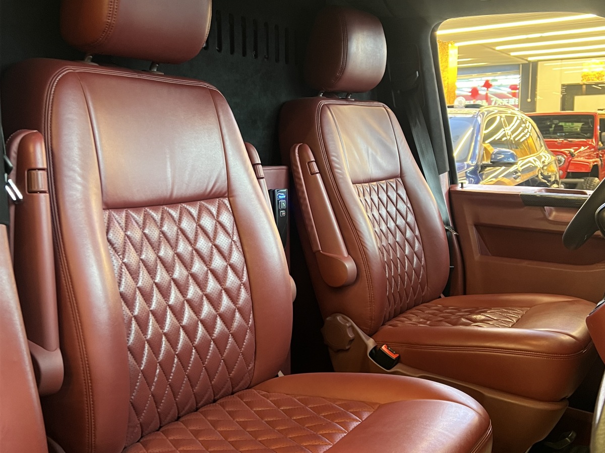 Volkswagen Caravelle 2017 immagine di auto #4