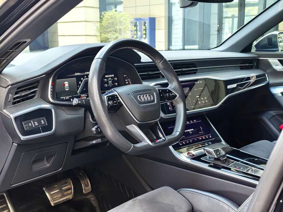 Audi S6 2022 car image #4