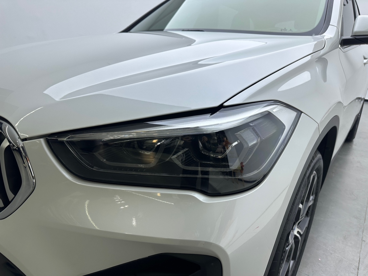 BMW X1 2022 صورة سيارة #4