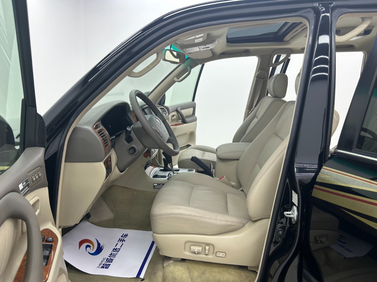 Toyota Land Cruiser 2005 car image #4